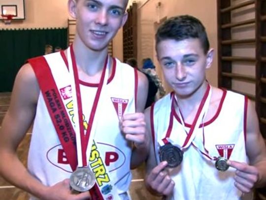 Srebro Kacpra i brąz Kewina