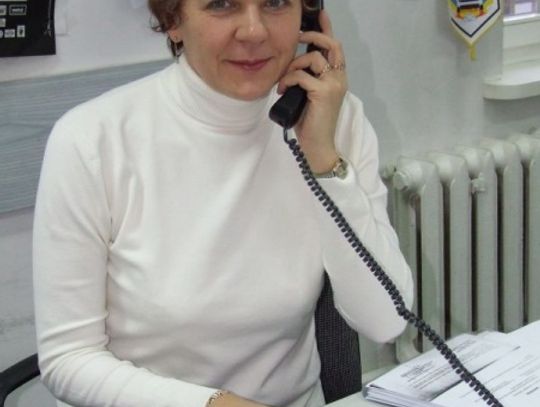 Stanie lokomotywa na muzealnym dziedzińcu