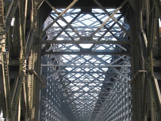 Starostwo znów obcina zakres prac przy moście - nie będzie przęseł. Czy tym razem uda się wyłonić wykonawcę?