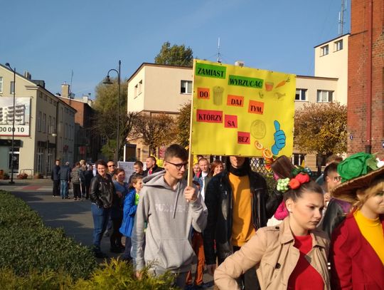 STOP marnowaniu żywności. Happening tczewskiego Banku Żywności 