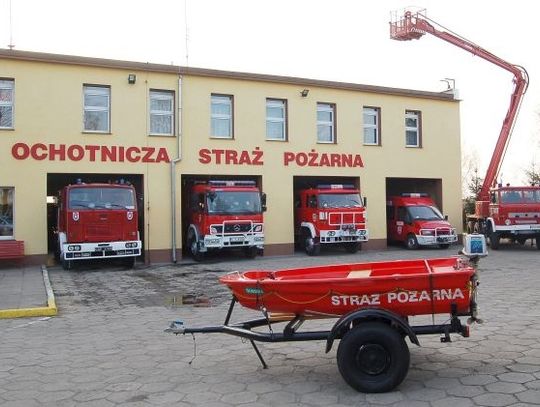 Strażacy zbierają na dłuższą drabinę 