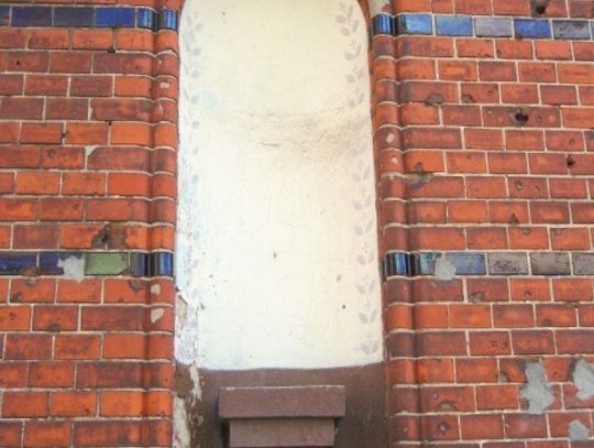 Tajemnica pustej niszy. Kto ukradł Józefa i Maryję?