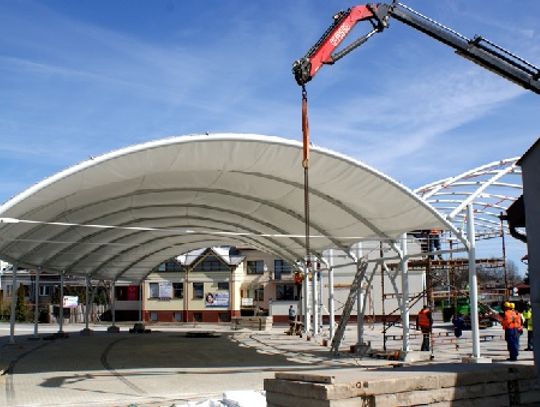 Targowisko w Pelplinie otwarte! Kosztowało ponad 3 mln zł