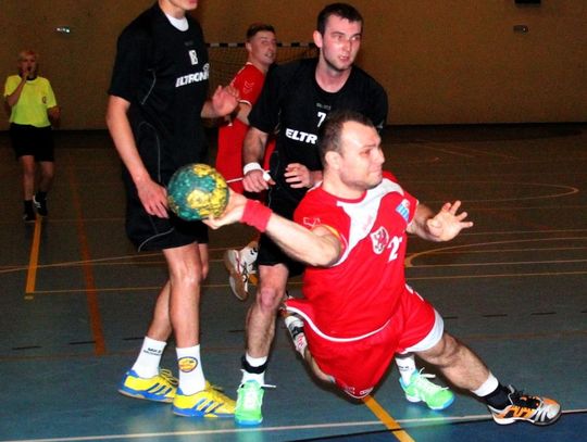 Tczewianie grali awansem - Sambor poległ w Gryfinie