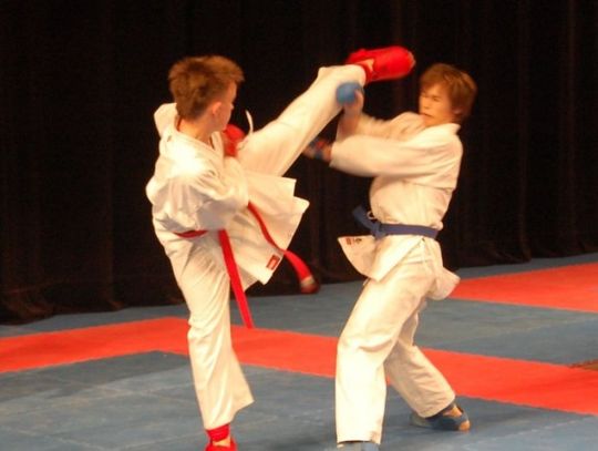 Tczewscy karatecy w natarciu