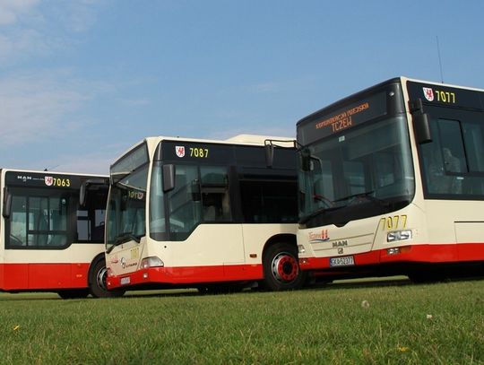 Testowy autobus hybrydowy na ulicach Tczewa