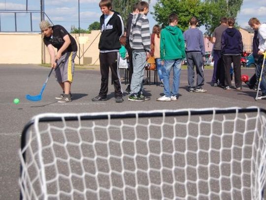 Trochę ruchu, zabawy i porad - prozdrowotna akcja edukacyjna Gimnazjum nr 2