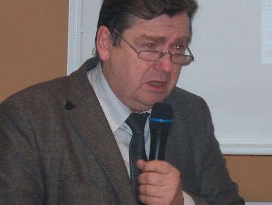 Tuzin zarzutów wobec wójta: o mobbing i dyskryminację