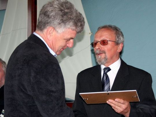 Uhonorowali działaczy i wybrali władze