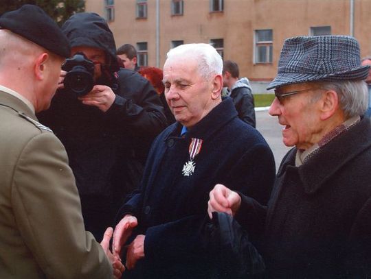 Uhonorowani krzyżami zwycięstwa