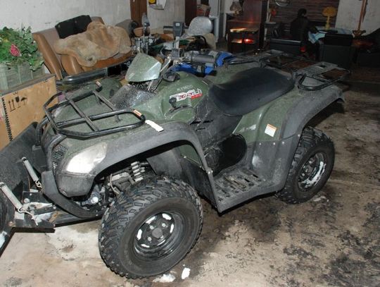 Ukradli quada i przedmioty za 70 tys. zł