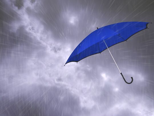 UWAGA na ulewy! IMGW ostrzega przed intensywnymi opadami deszczu