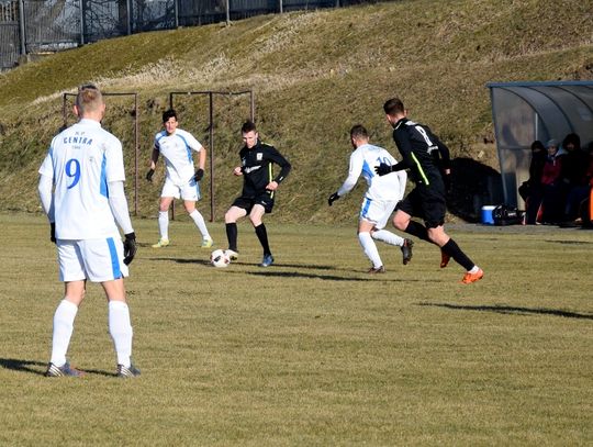W III lidze zaczęli wiosenne boje. Pechowa Wierzyca straciła bramkę w końcówce 