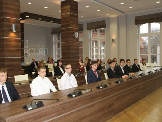 W tczewskim magistracie nagrodzono najzdolniejszych uczniów
