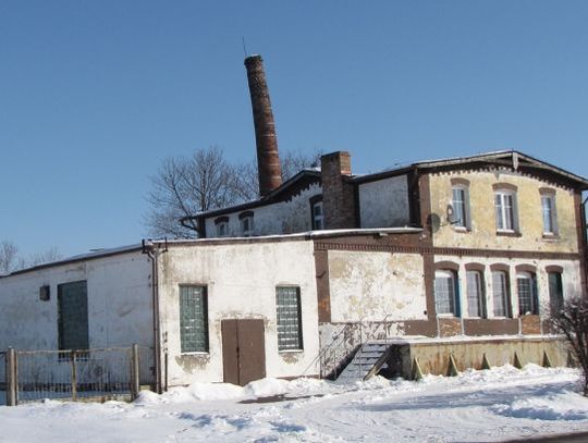 W Turzy prawie jak w Pizie - krzywizna jak się patrzy