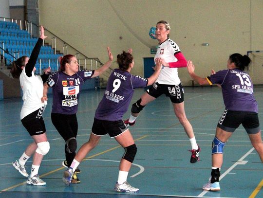  Ważny test - na plus - Aussie Sylex Sambor przed drugą rundą