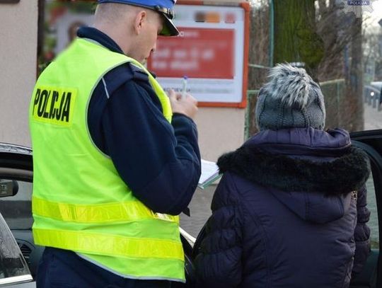 Wczoraj mundurowi ukarali mandatami 29 pieszych oraz 14 kierowców