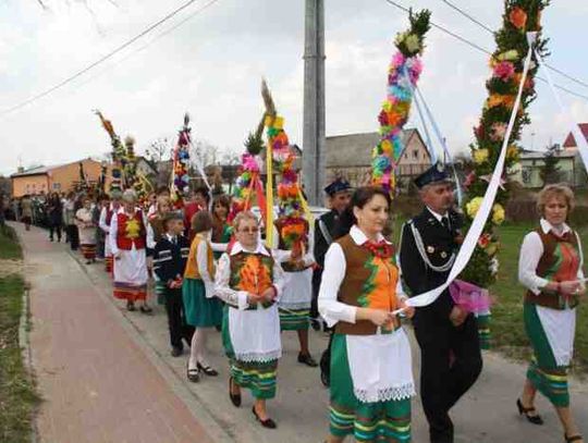 Wielkanocne palmy w Gogolewie do samego nieba! 