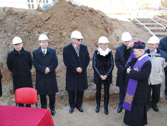 Wmurowano kamień węgielny. Szpital się rozrasta