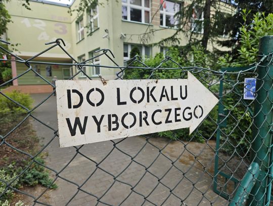 Wybory prezydenckie 2025: frekwencja na godz. 17 wyniosła 54,91 proc.