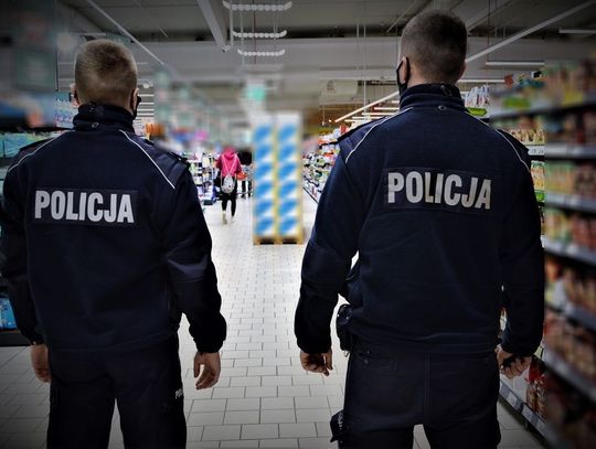 Wychodzimy bez maseczek, ale te nadal obowiązują w zamkniętych pomieszczeniach