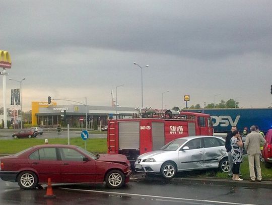 Wypadek na ważnym skrzyżowaniu 