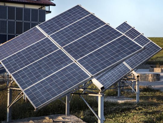 Zależy Ci na efektywnych systemach solarnych? Dowiedz się więcej o rurach preizolowanych