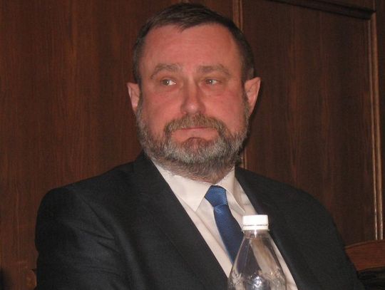 "Zarobek to nie wszystko". Urząd sprzedał atrakcyjną działkę, by wesprzeć prywatną firmę?