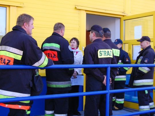 Żarty mogą mieć tragiczny finał - plaga dzieci wydzwaniających na numery alarmowe