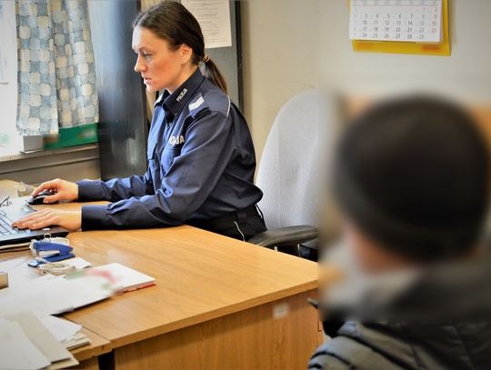 Zatrzymanie złodzieja sklepowego. Towary znikały z półek od dawna... 