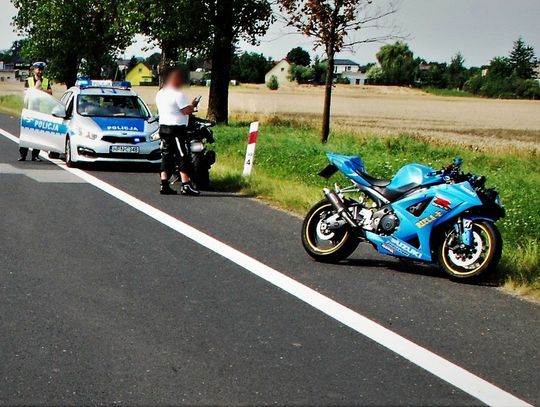 Zderzenie Land Rovera z motocyklem w Lignowach