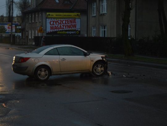 Zderzenie samochodów na ulicy Gdańskiej