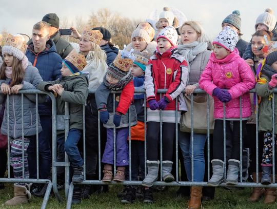 (ZDJĘCIA) Dziesiątki królów, radosne śpiewy i godne przywitanie Pana. Tak tczewianie świętowali 6 stycznia!