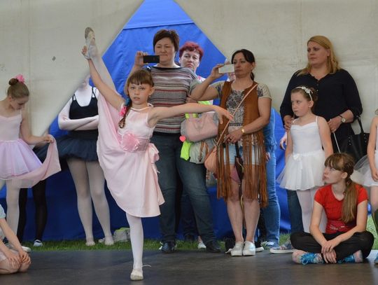 (ZDJĘCIA) Festyn na bulwarze! Auto prezydenta poszło za 3,6 tys. zł