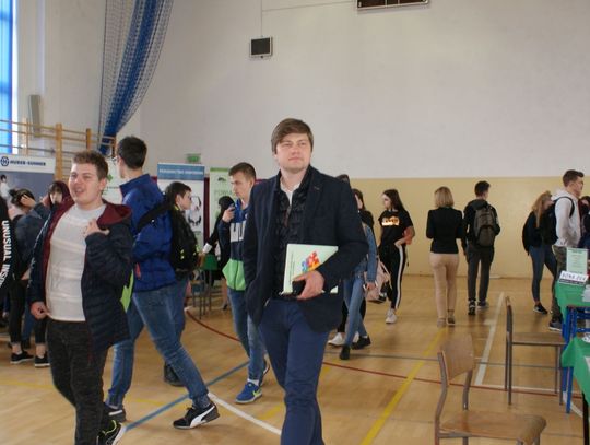 (ZDJĘCIA) Pracownicy pilnie poszukiwani! Za nami IV Tczewskie Targi Pracy 