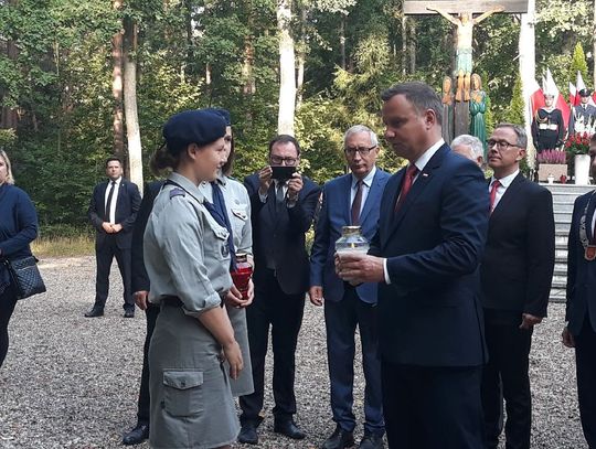 (ZDJĘCIA) Prezydent odwiedził Fabrykę Sztuk, później pojechał do Szpęgawska