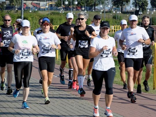 (ZDJĘCIA) Sobotni Parkrun przywdział barwy kultowej Republiki!