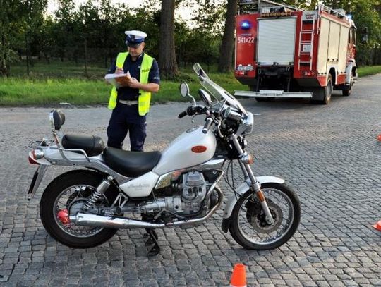 (ZDJĘCIA) Tczewscy policjanci pracowali na miejscu dwóch wypadków. W sumie trzy osoby zostały ranne