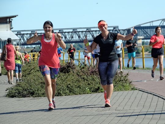 (ZDJĘCIA) Tczewski parkrun w upalny poranek