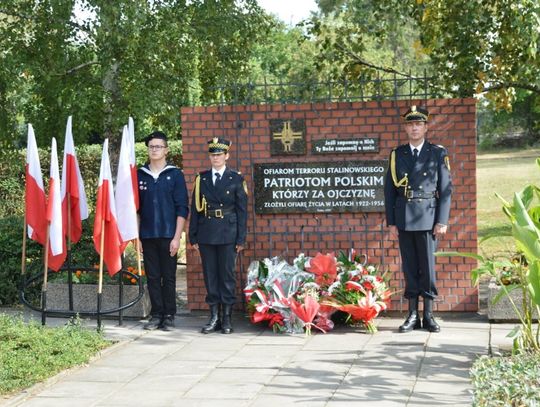(ZDJĘCIA) Uroczystości 79. rocznicy napaści sowieckiej na Polskę w Tczewie