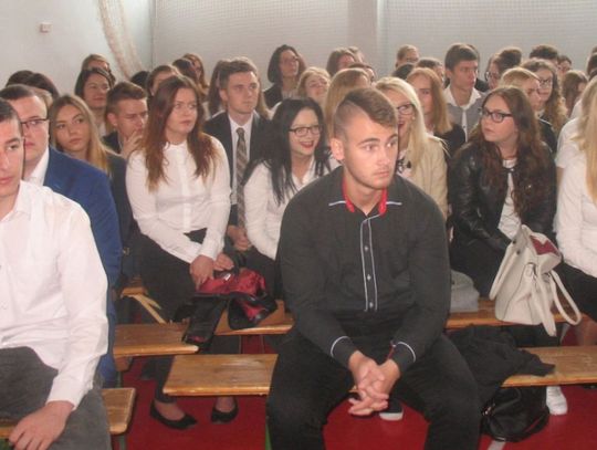 (ZDJĘCIA) W "ekonomiku" zainaugurowano nowy rok szkolny w powiecie