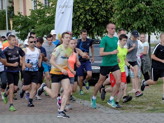 (ZDJĘCIA) Weekend nie weekend, tczewianie regularnie biegają na bulwarze. Sypnęło rekordami