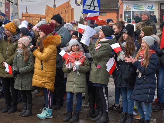 (ZDJĘCIA) Wiwaty na cześć generała! Wczoraj Pelplin świętował 99. rocznicę powrotu do macierzy