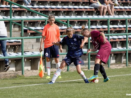 (ZDJĘCIA) Wysokie zwycięstwo Pogoni Tczew na rozpoczęcie sezonu