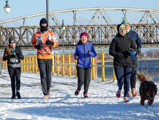 (ZDJĘCIA) Zimowe warunki na 93. tczewskim parkrunie