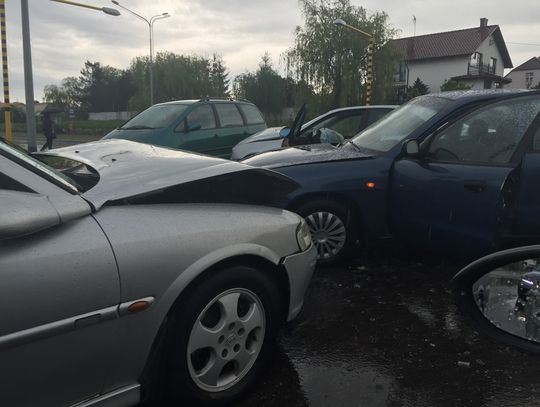 Znowu! Żwirki/Kociewska - zderzenie trzech aut!