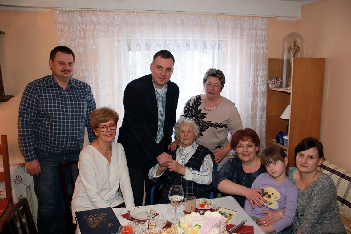 103. urodziny pani Anny! 103. urodziny pani Anny!