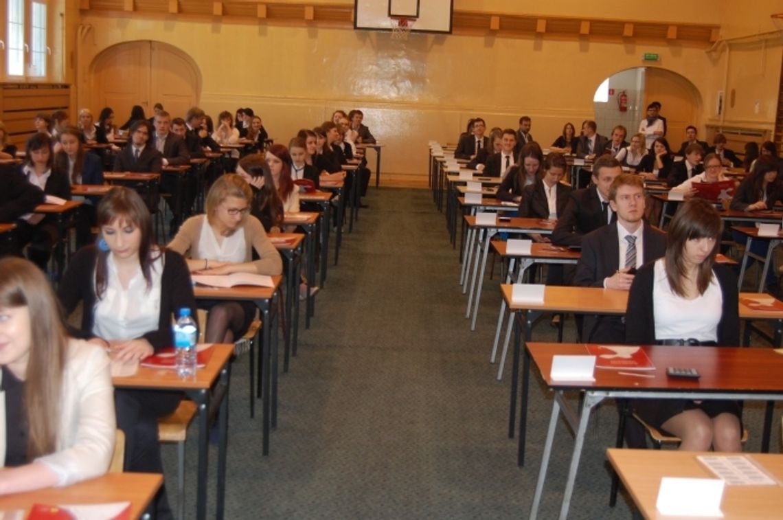 1369 abiturientów zdaje maturę 1369 abiturientów zdaje maturę