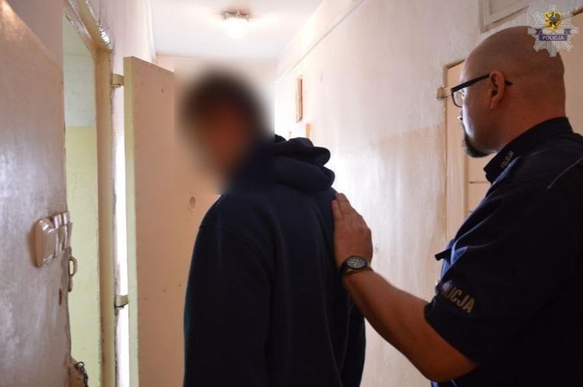 19-latek dachował po narkotykach! Grożą mu 3 lata więzienia