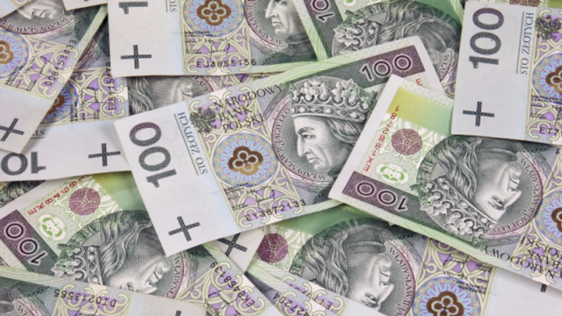 25 mieszkańców zarobiło milion złotych w jeden rok! 25 mieszkańców zarobiło milion złotych w jeden rok!